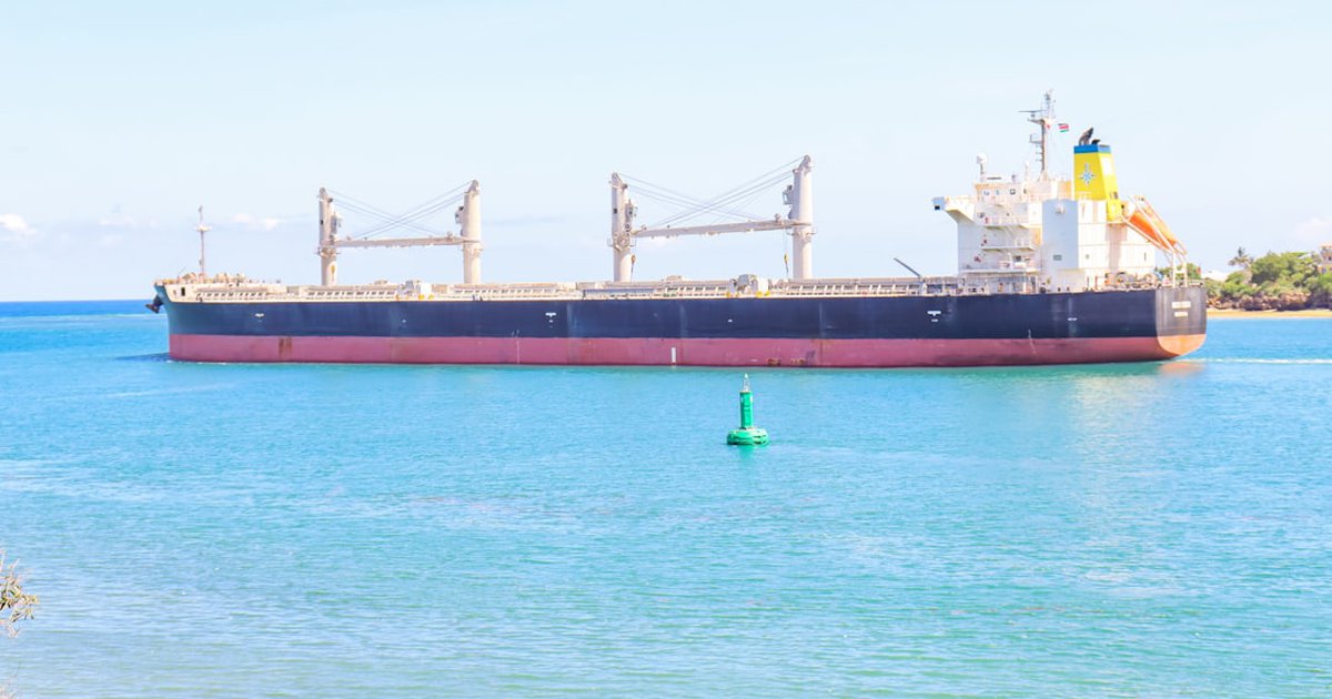 ホルムズ海峡でイランがタンカーを攻撃、原油価格が1バレル101ドル超に