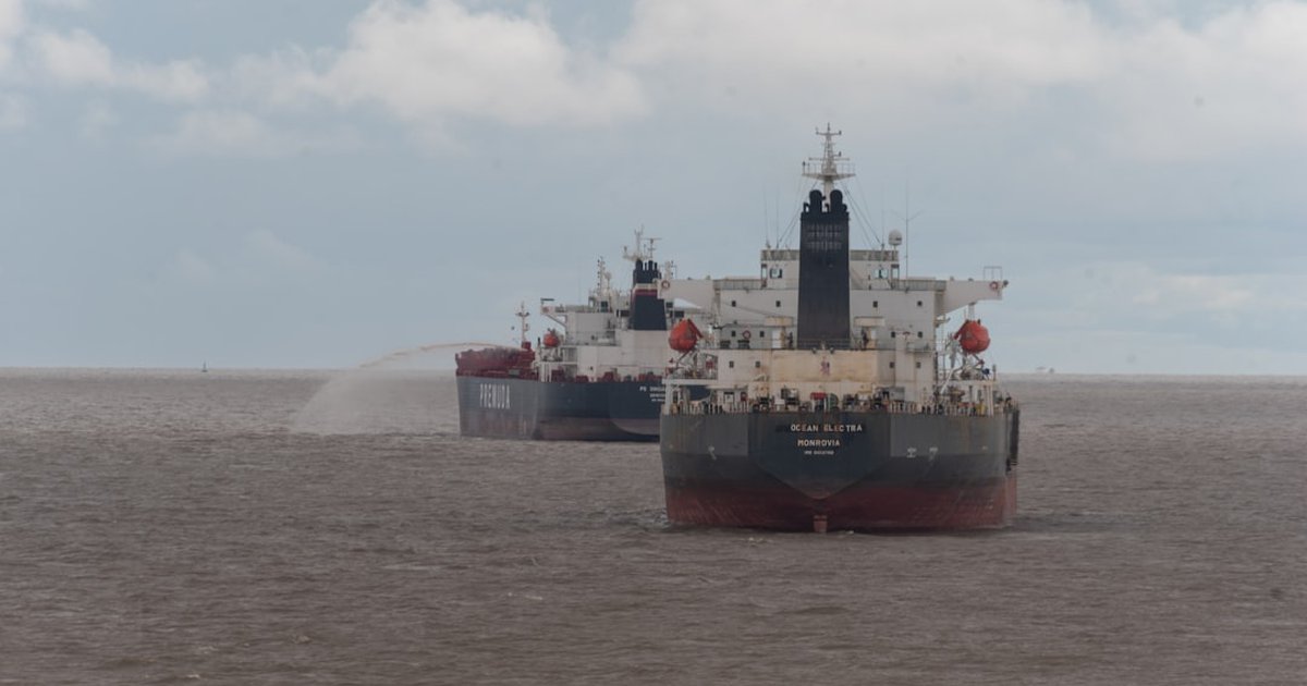 ホルムズ海峡の緊張下で、アメリカ軍がインド・マレーシア・スリランカ近海でイランのタンカー3隻を拿捕